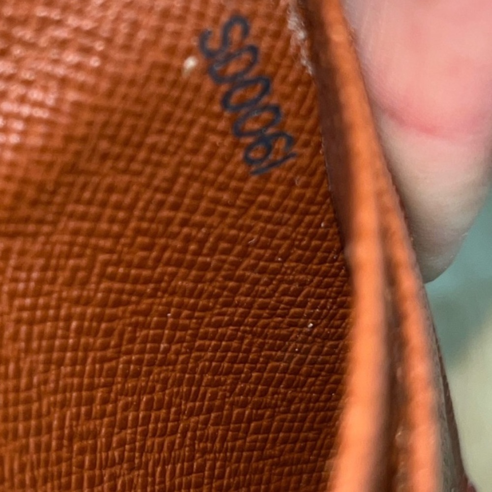 LOUIS VUITTON Porte Monnaie Billets Viennois Monogram Canvas Bifold Wallet 2001 - Picture 10 of 10